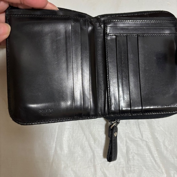 Prada Textured inside out wallet - Picture 4 of 13